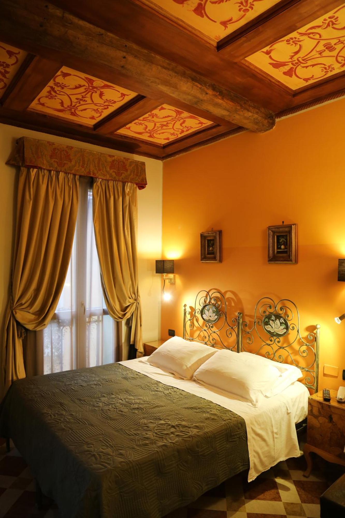 Albergo Delle Drapperie Bologna Kültér fotó